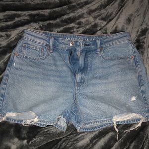 NWOT American Eagle Mom Short Jean Shorts. Never worn. Smoke free home